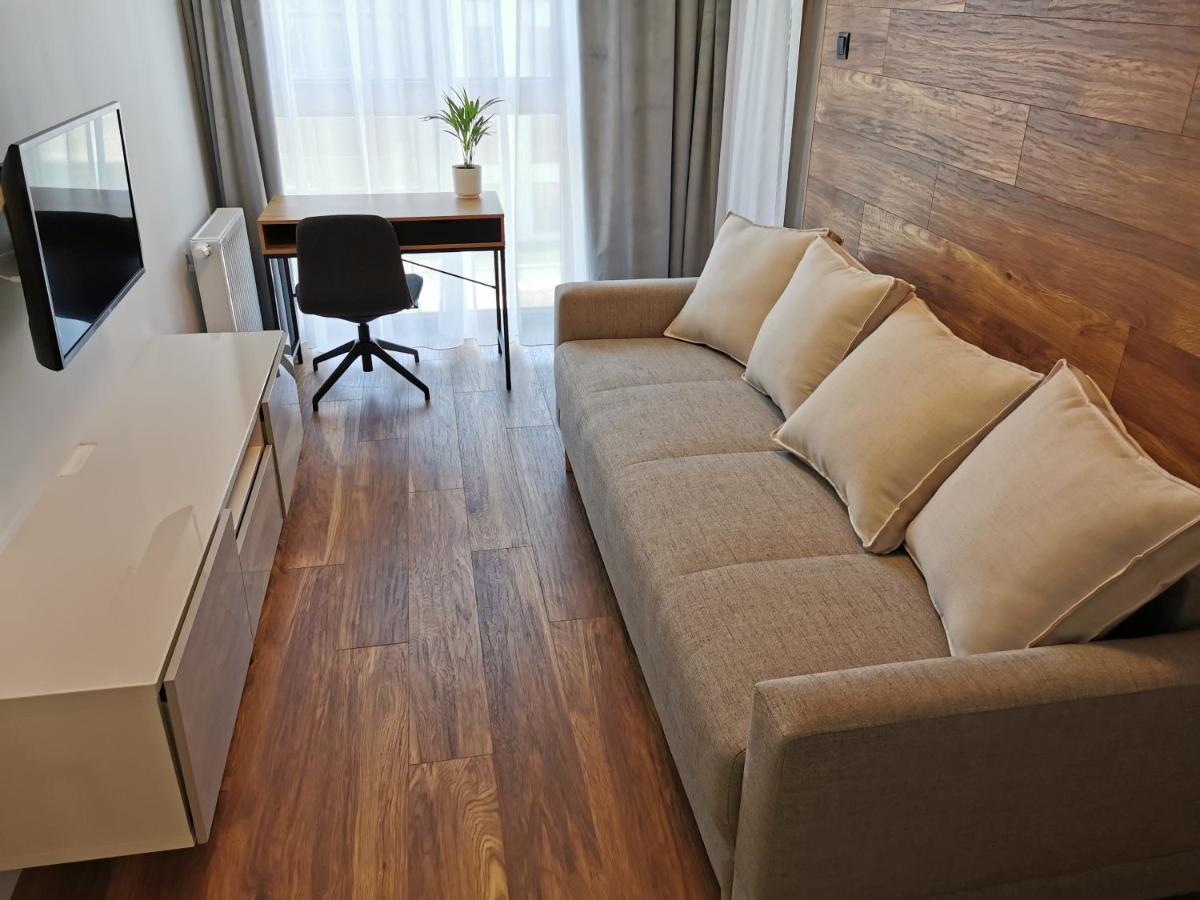 Zajezdnia Wrzeszcz Apartamenty Danzig Exterior foto