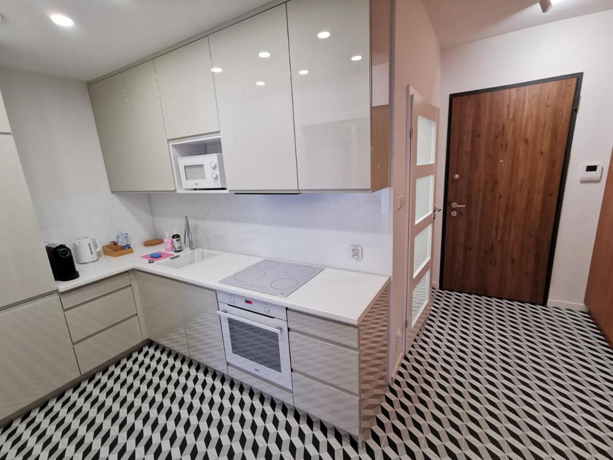 Zajezdnia Wrzeszcz Apartamenty Danzig Exterior foto