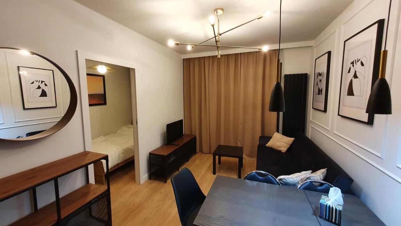 Zajezdnia Wrzeszcz Apartamenty Danzig Exterior foto